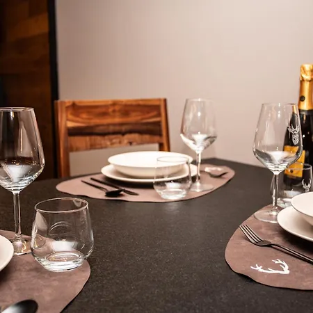 Whispering Pines Mountain View With Ski-in Access Appartamento