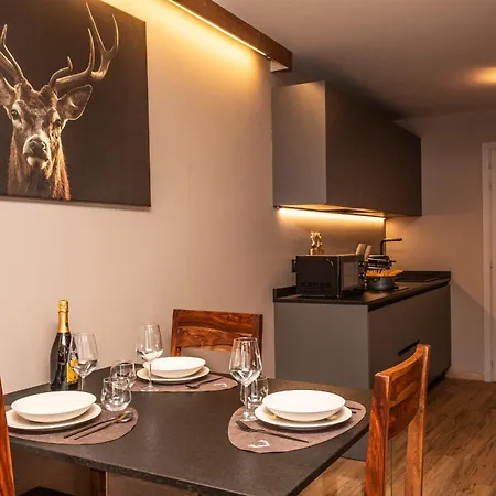 Whispering Pines Mountain View With Ski-in Access Apartment Breuil-Cervinia