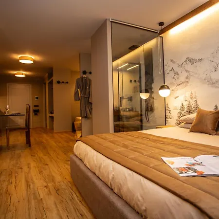 Whispering Pines Mountain View With Ski-in Access Апартаменти