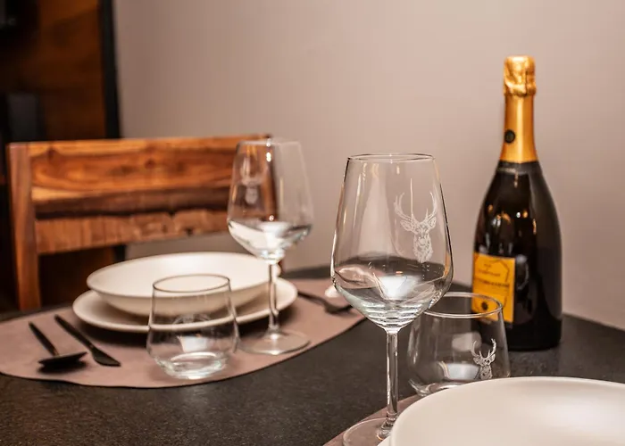 Whispering Pines Mountain View With Ski-in Access Apartment *