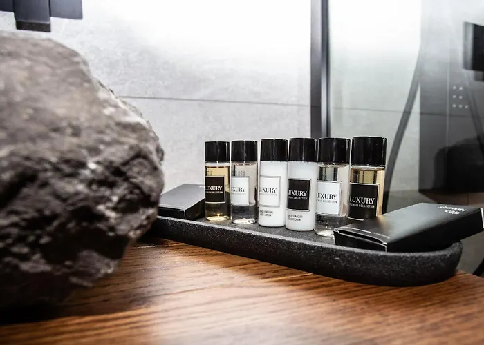 Whispering Pines Mountain View With Ski-in Access *